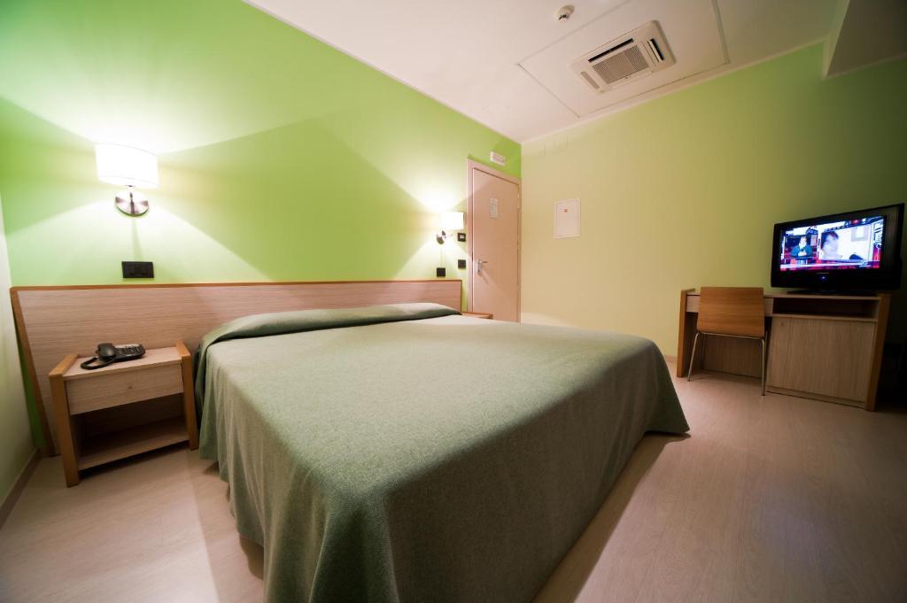 Citta' Dei Papi Hotel อานาญี ภายนอก รูปภาพ